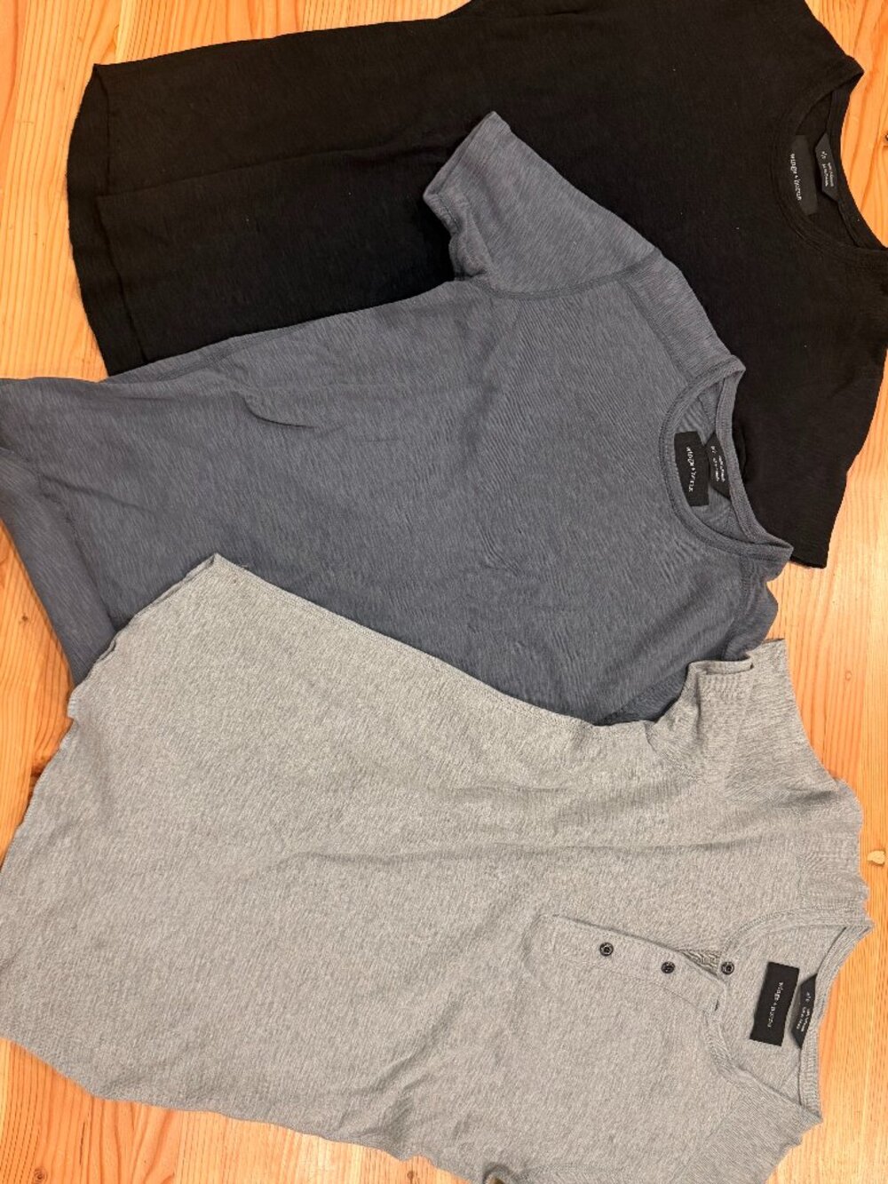 Wings+Horns Slub Knit Curved Hem Tee Henley Bundle Lot size S
